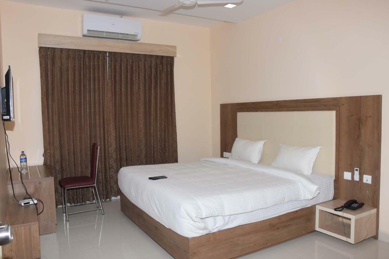 Salem Regency - A Business Stay Esterno foto